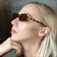 miu miu kozoynagi ayollar uchun